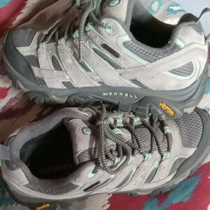 Merrell Women's Gray Hiking Shoes